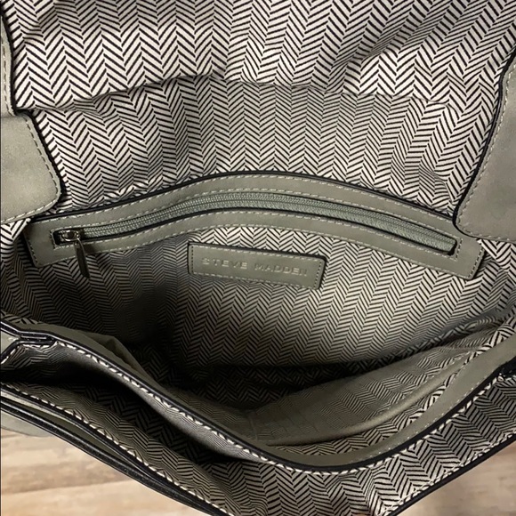 Steve Madden Gray Crossbody Messanger Bag EUC P1 - Picture 4 of 5